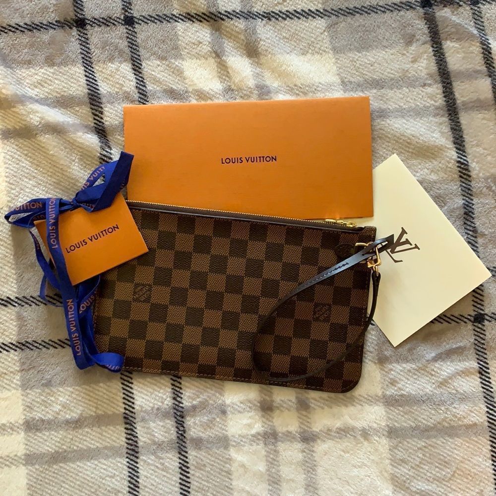 Louis Vuitton Neverfull Pouch Damier Ebene